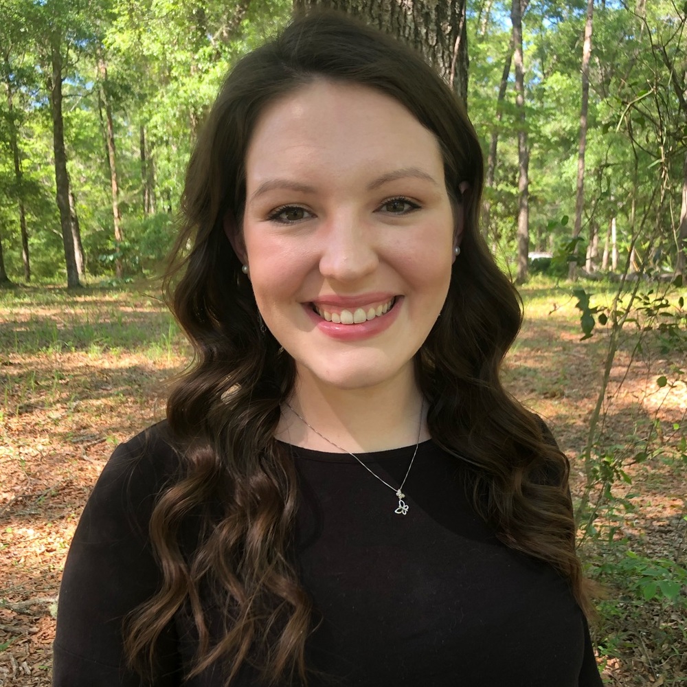 Meet your Posher, Emily